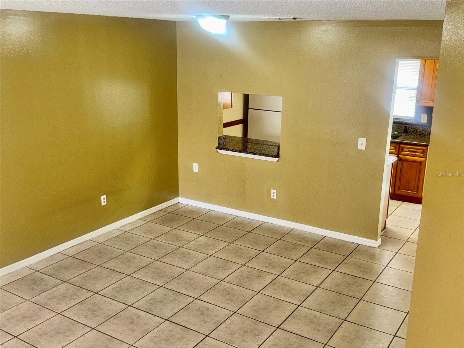 1605 Shady Ridge Ct Property Photo 4