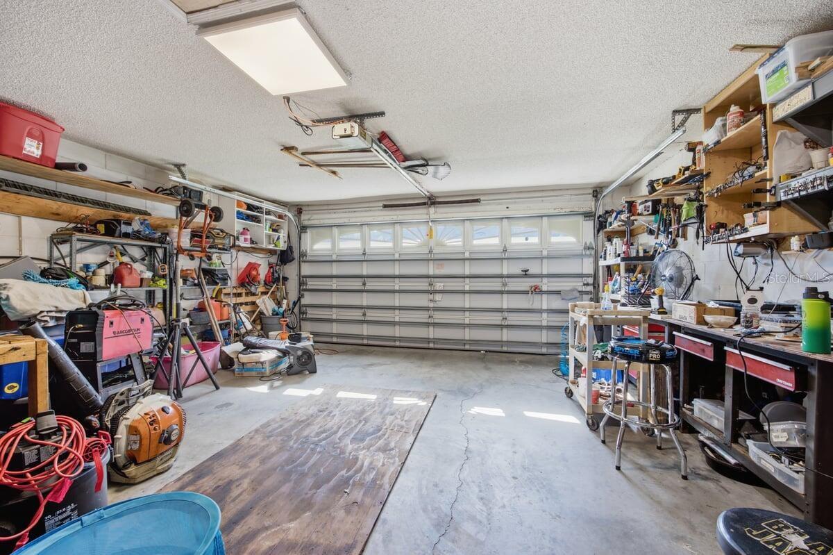566 Montana Ave Property Photo 27