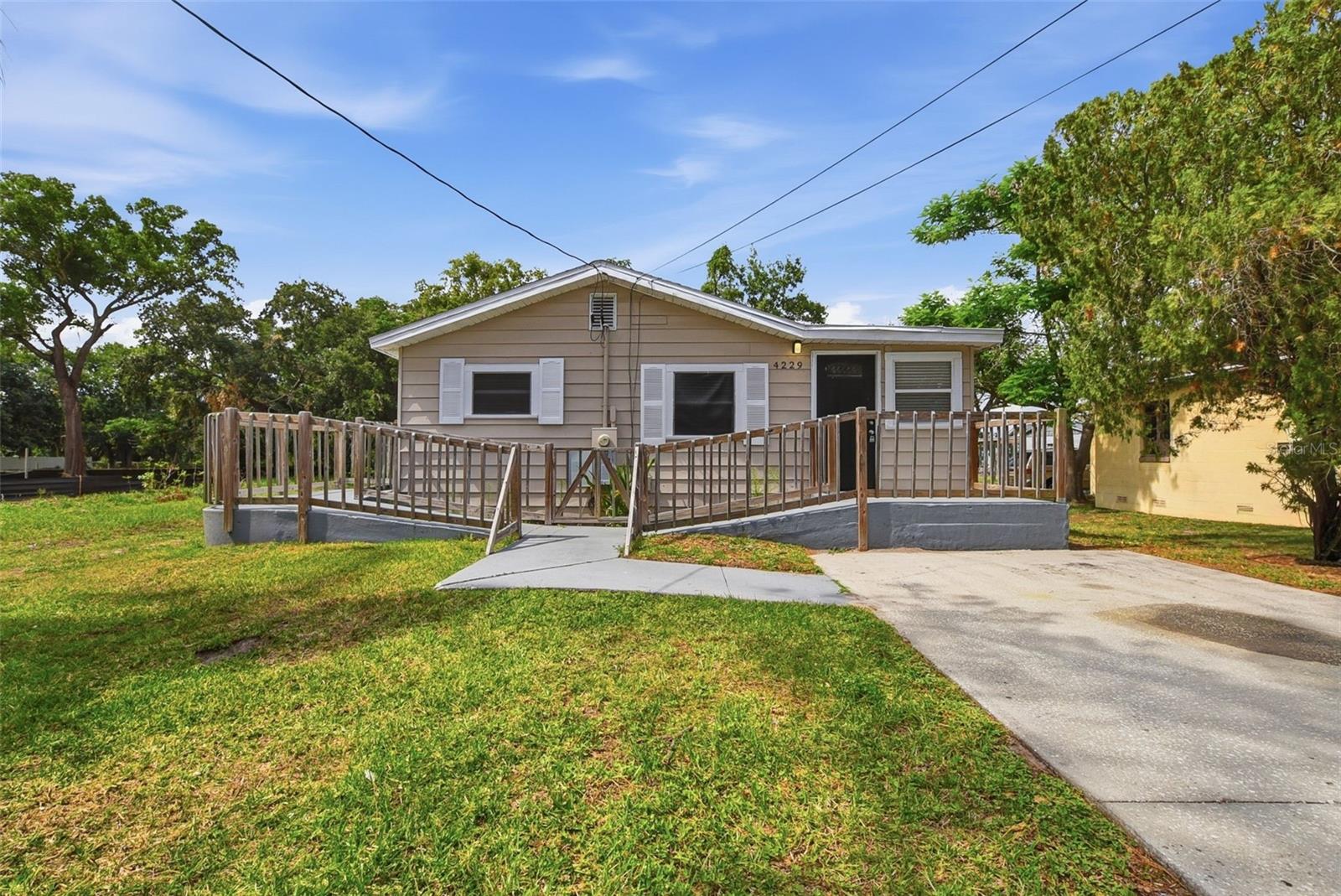 4229 Lenox Blvd Property Photo 1