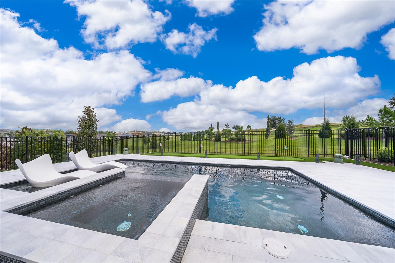 16012 Volterra Pt Property Photo 12