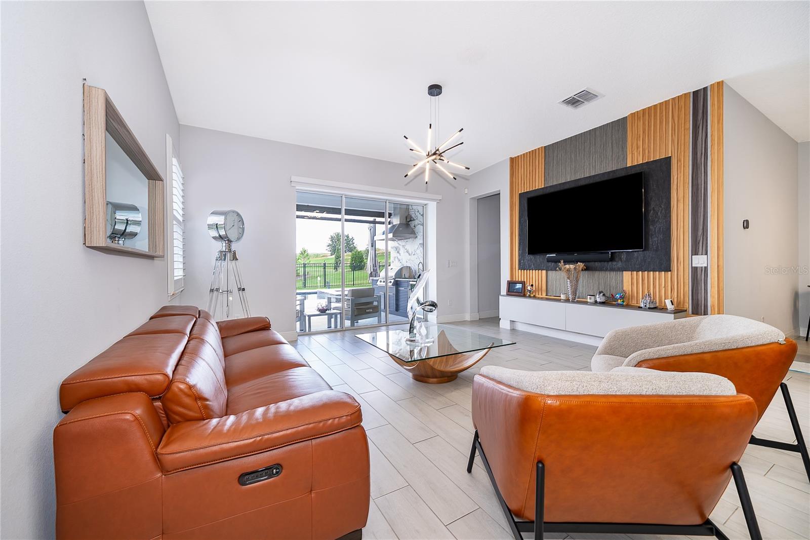 16012 Volterra Pt Property Photo 21
