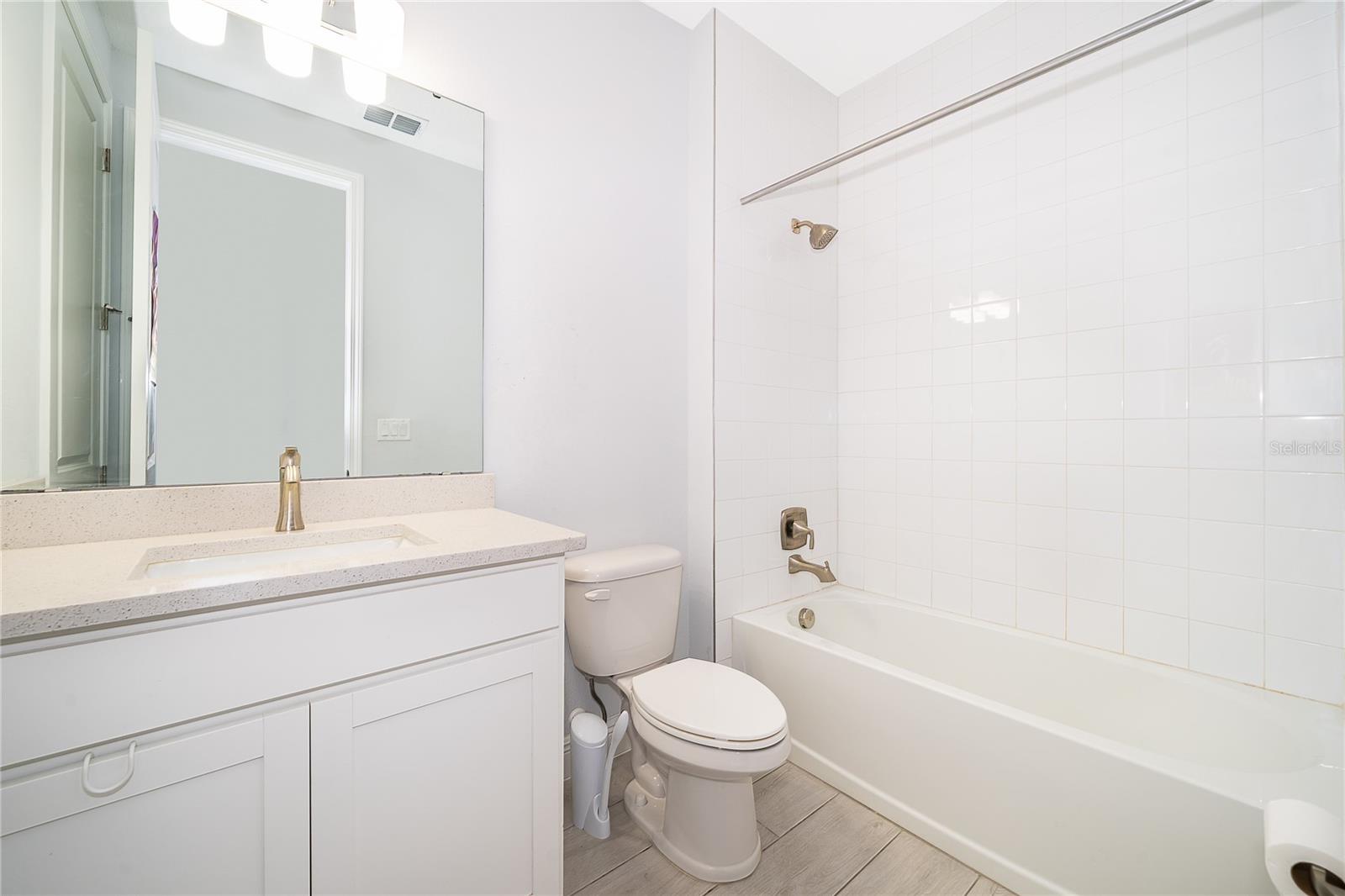 16012 Volterra Pt Property Photo 38