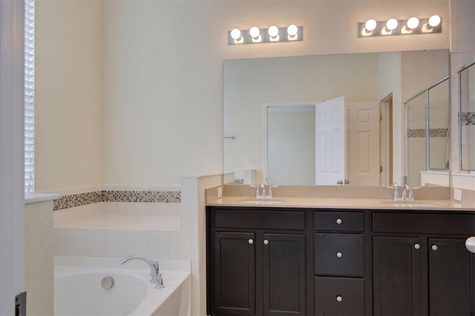 5066 Dove Tree St Property Photo 14