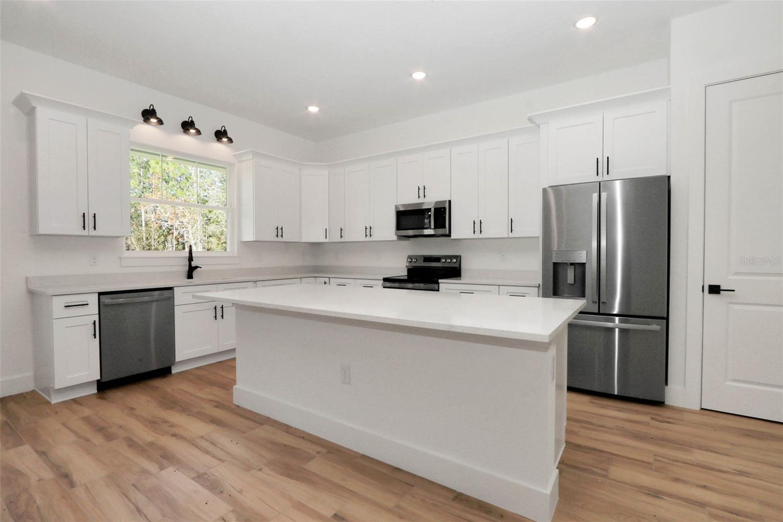 12886 Sw 90 Pl Property Photo 5