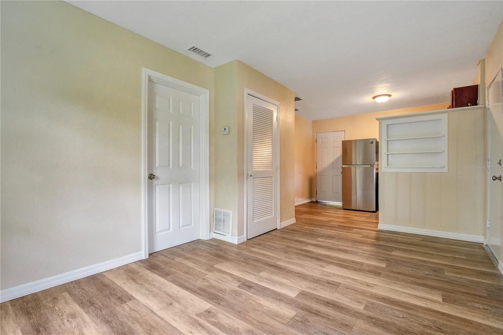 2183 Crandon Ave Property Photo 20