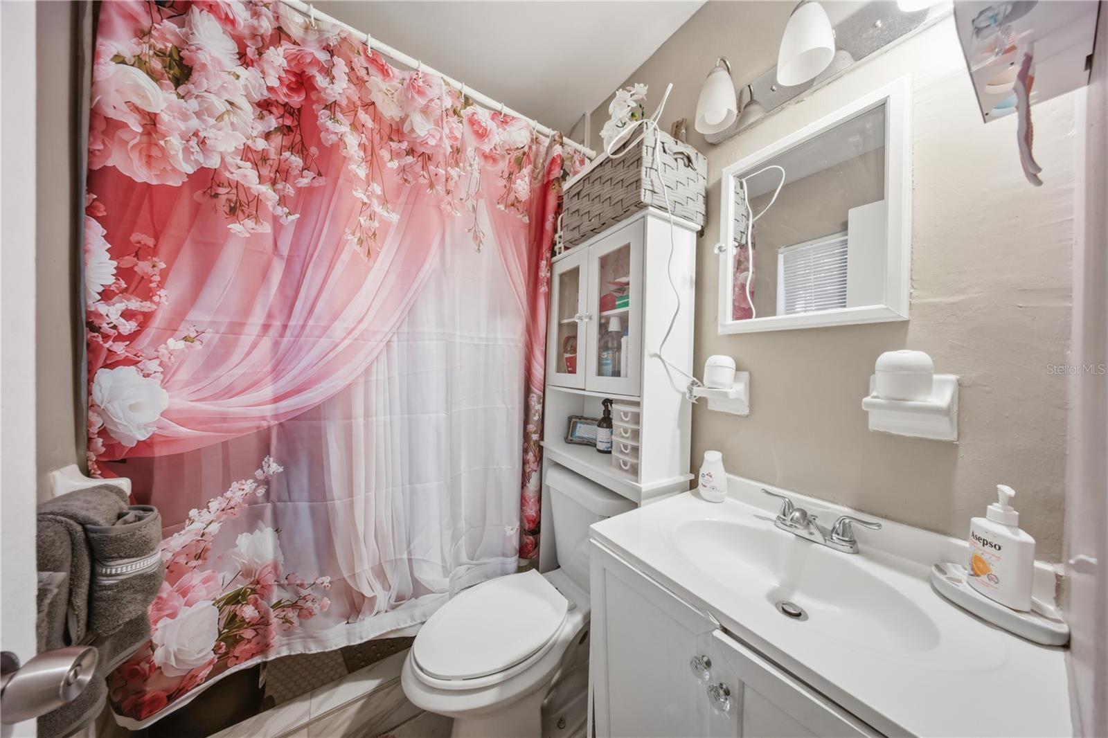 4915 Pine Needle Dr Property Photo 8