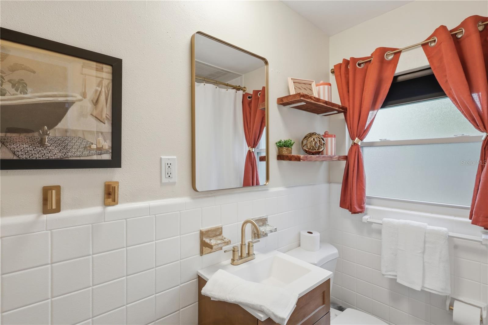 2341 Devon Ct Property Photo 11