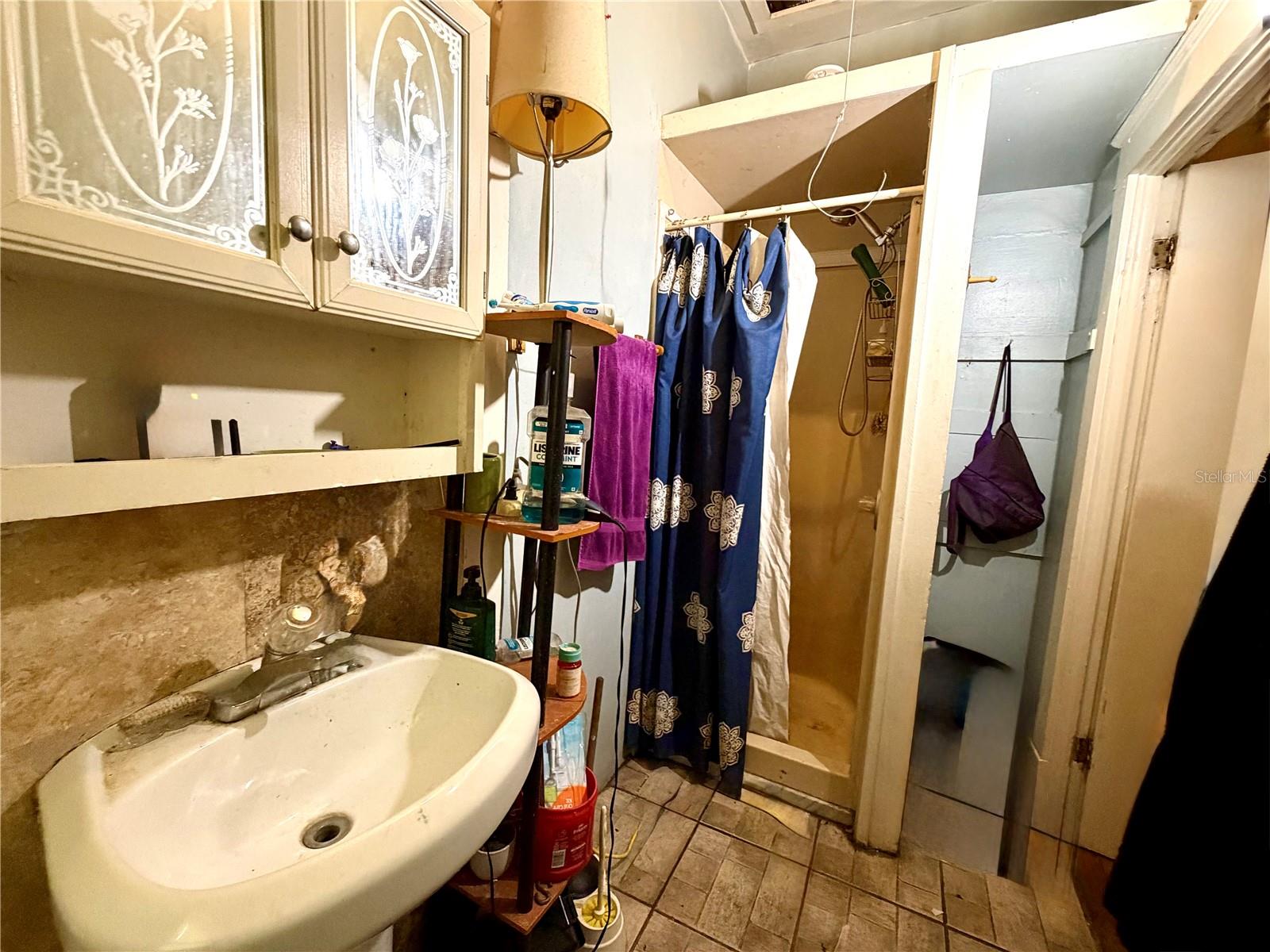 209 Avenue C Ne Property Photo 8