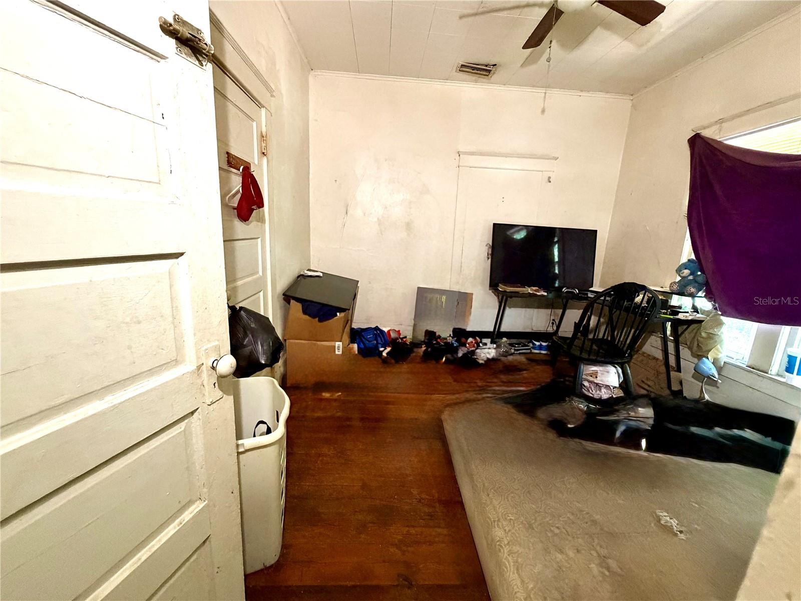209 Avenue C Ne Property Photo 12