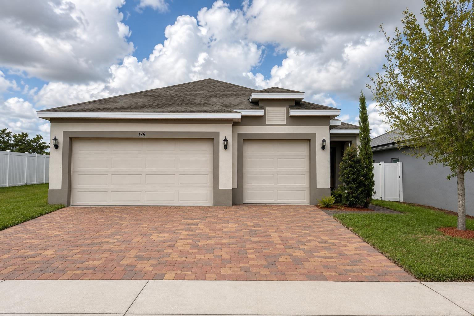 179 BLUE CYPRESS DR