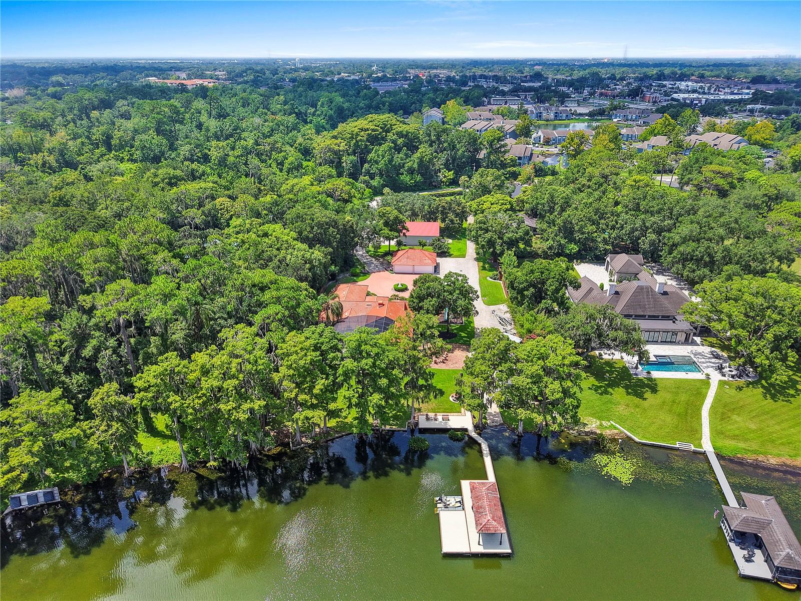 2622 Lake Howell Ln Property Photo 6