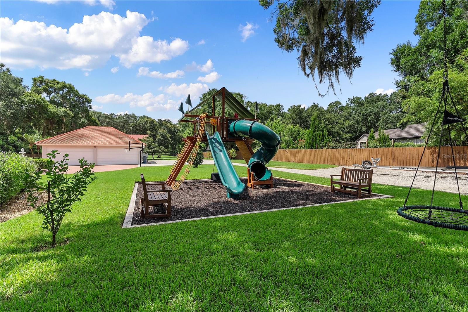 2622 Lake Howell Ln Property Photo 33