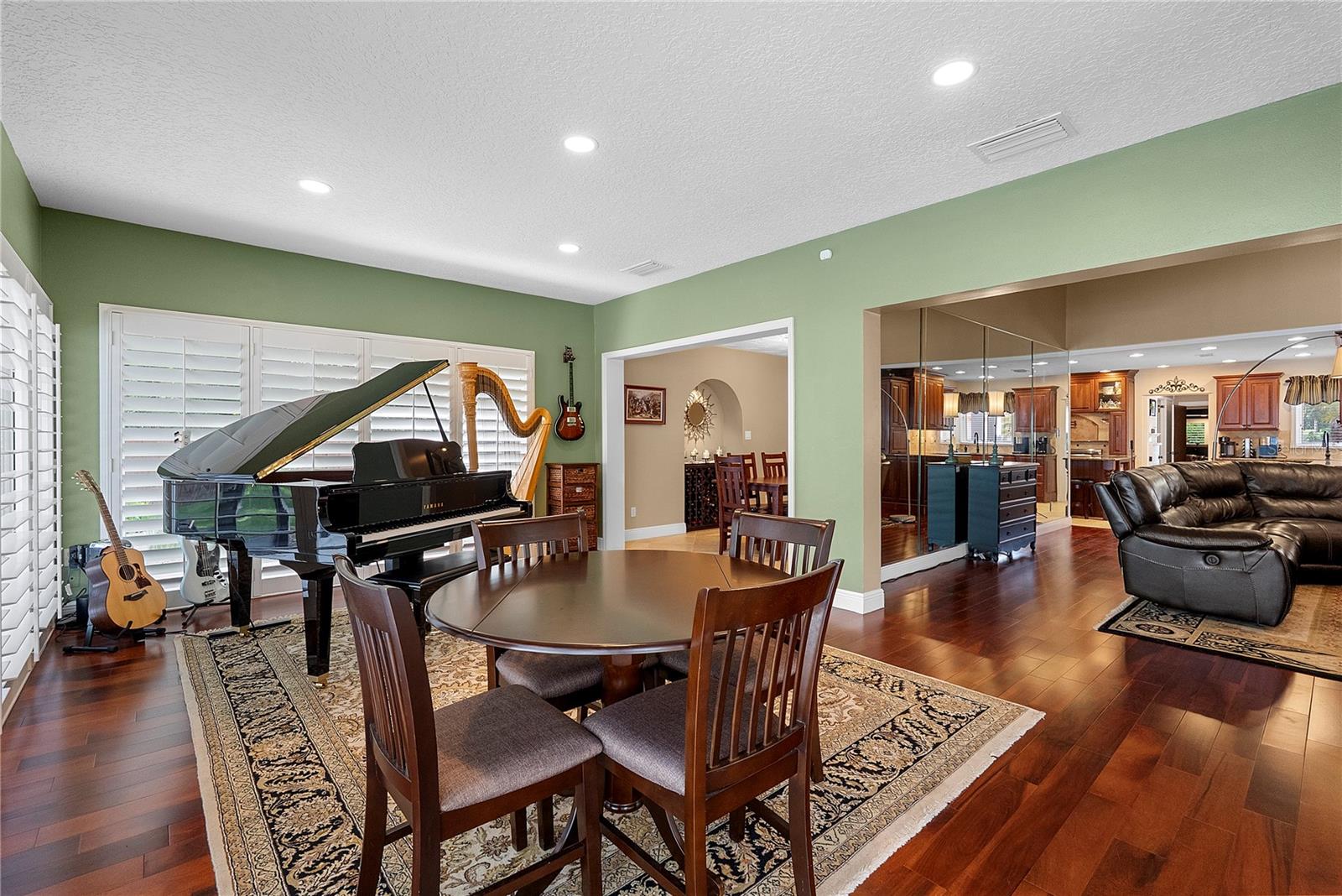 2622 Lake Howell Ln Property Photo 56