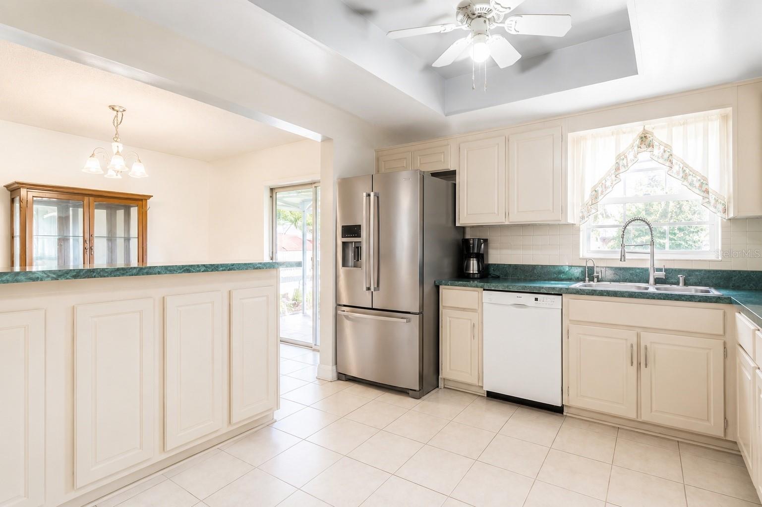 6126 Burhley Ct Property Photo 4