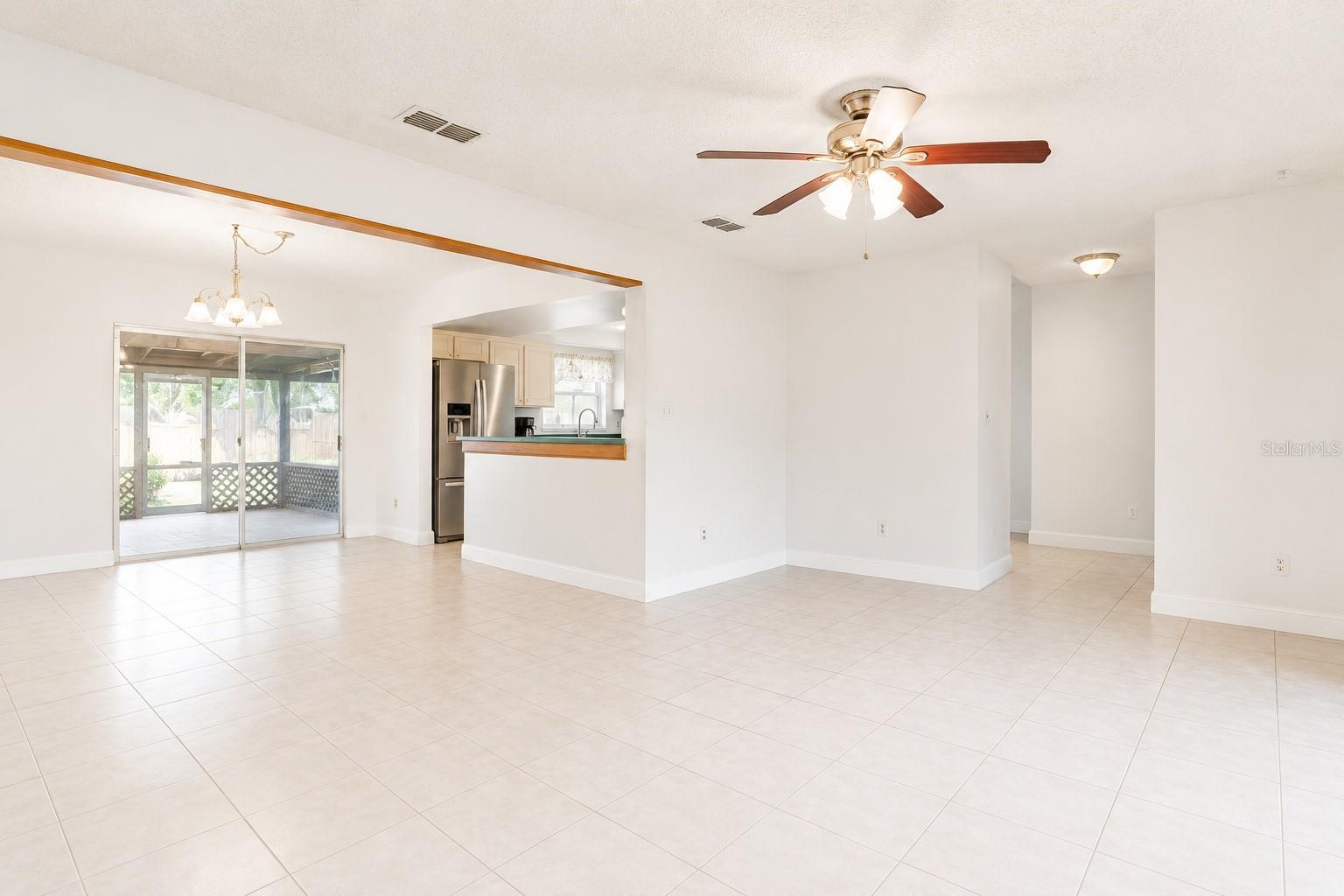 6126 Burhley Ct Property Photo 6