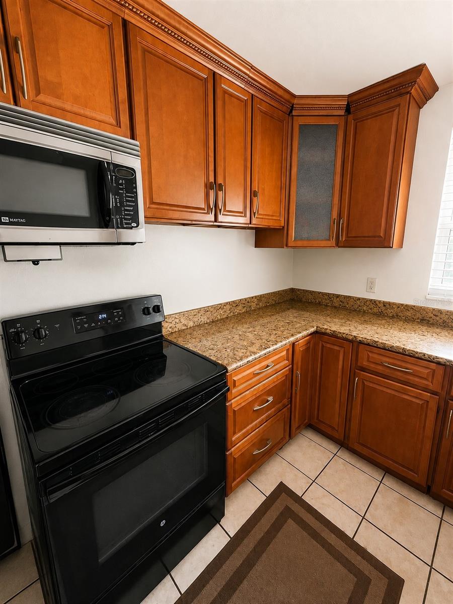 1740 S Rio Grande Ave Property Photo 4