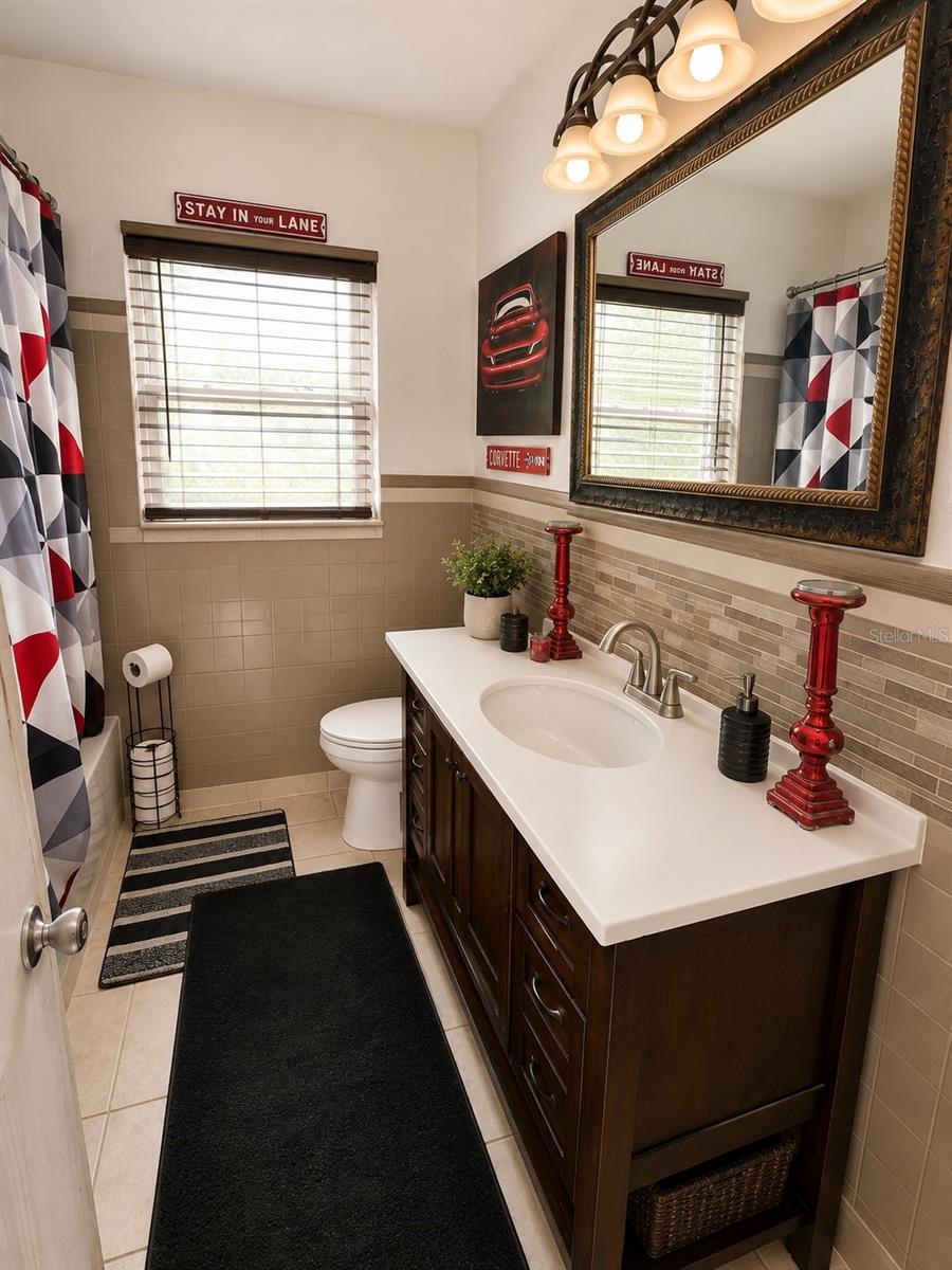 1740 S Rio Grande Ave Property Photo 8