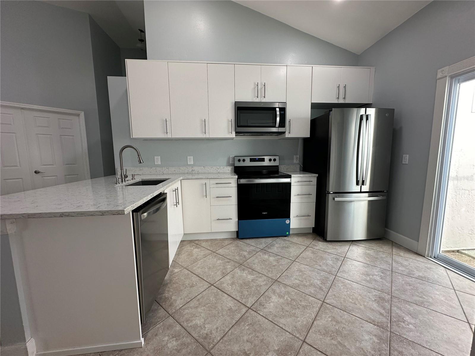 7357 Spring Villas Cir Property Photo 7