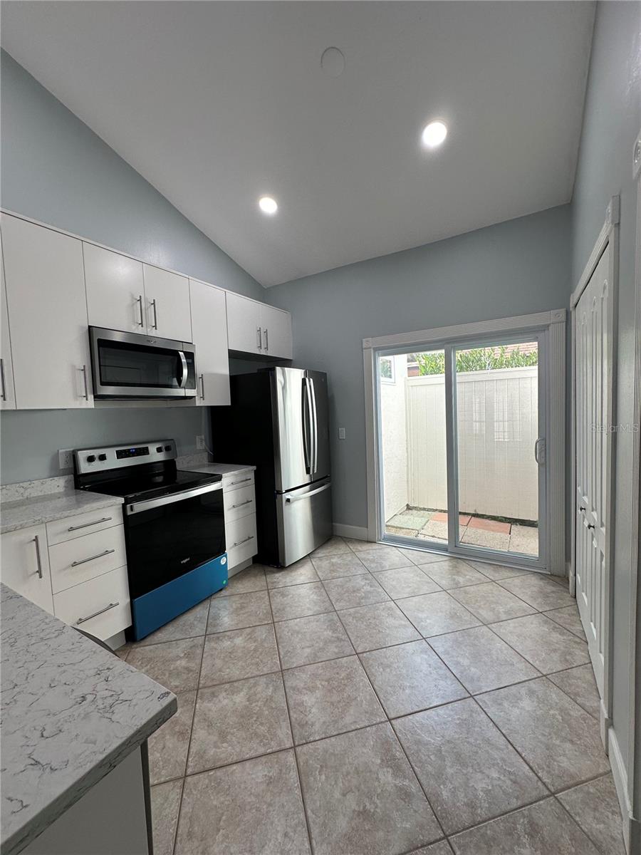7357 Spring Villas Cir Property Photo 8