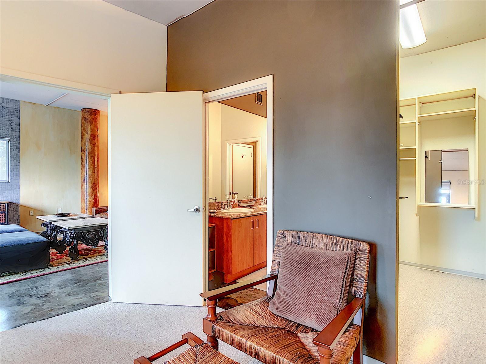 10 N Summerlin Ave #30 Property Photo 18