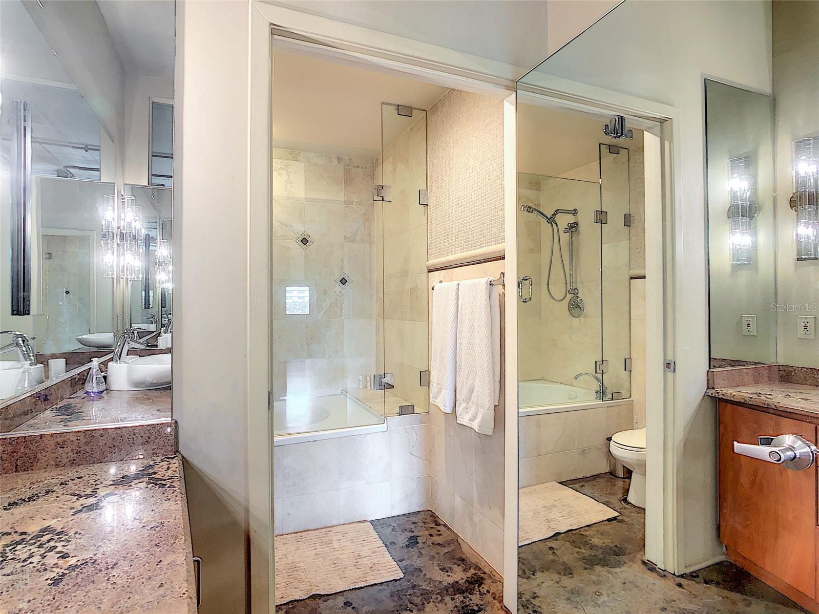 10 N Summerlin Ave #30 Property Photo 45