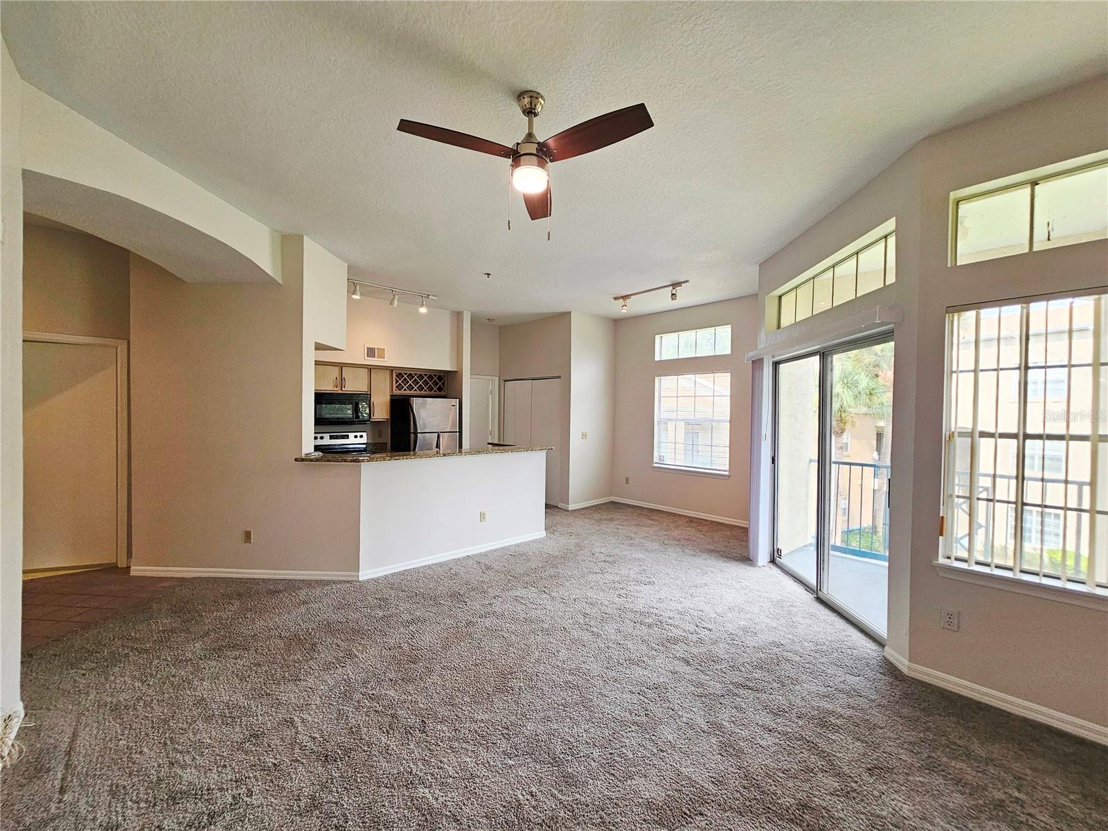 7230 Westpointe Blvd #1232 Property Photo 6