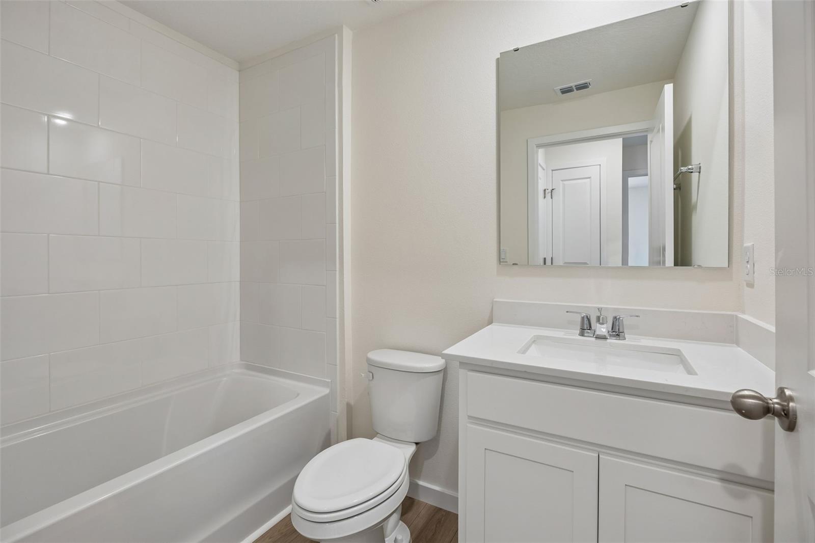 16588 Barbours Creek Way Property Photo 16