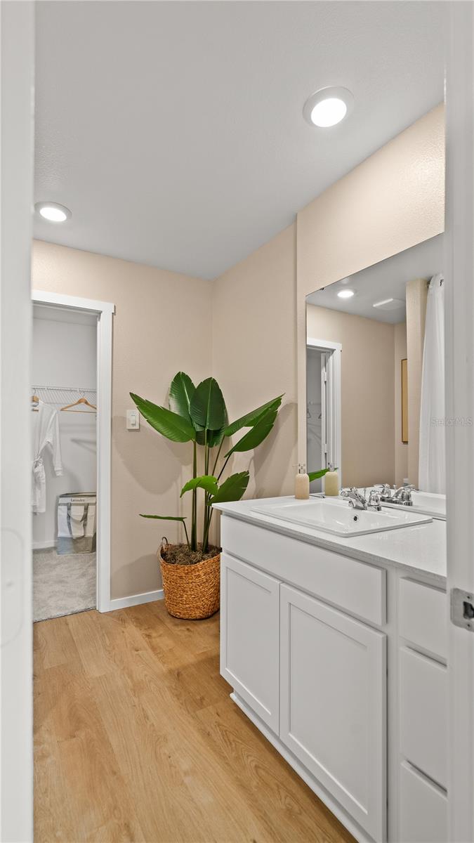 327 Nola Ln Property Photo 21