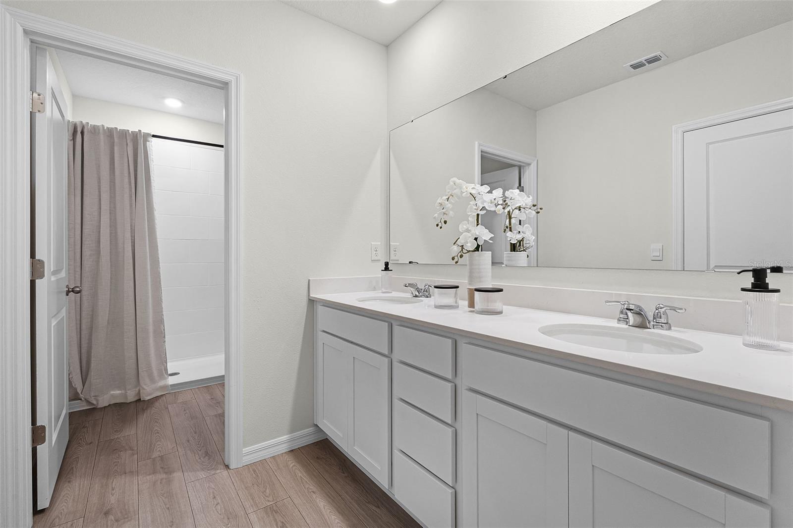 3575 Chroma St Property Photo 13