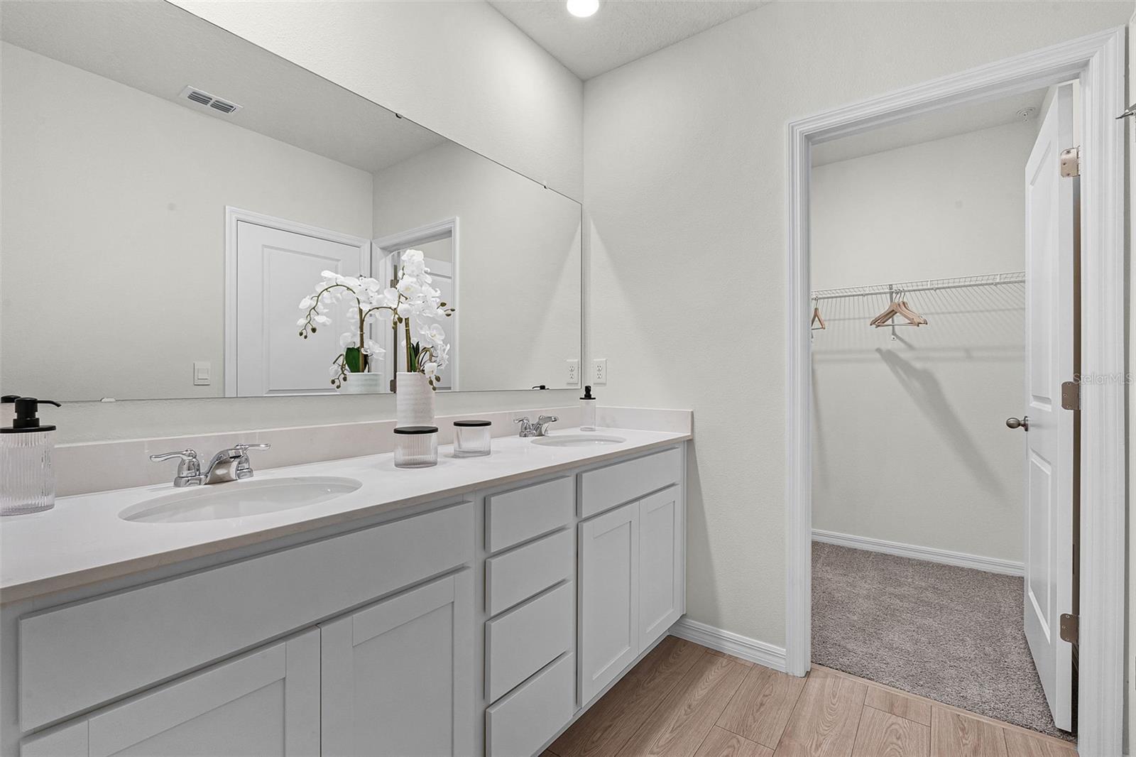 3575 Chroma St Property Photo 14