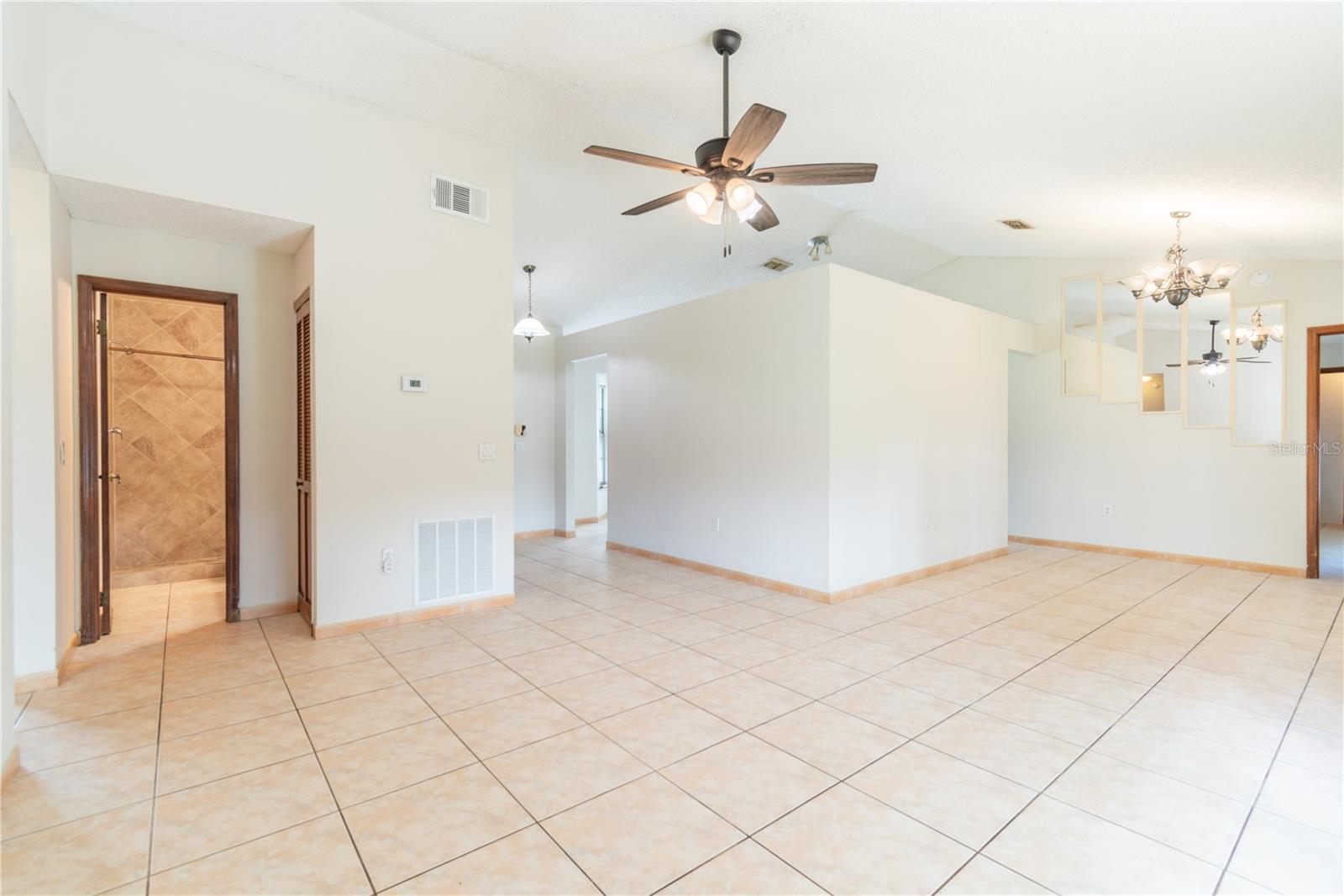 953 Wages Way Property Photo 7