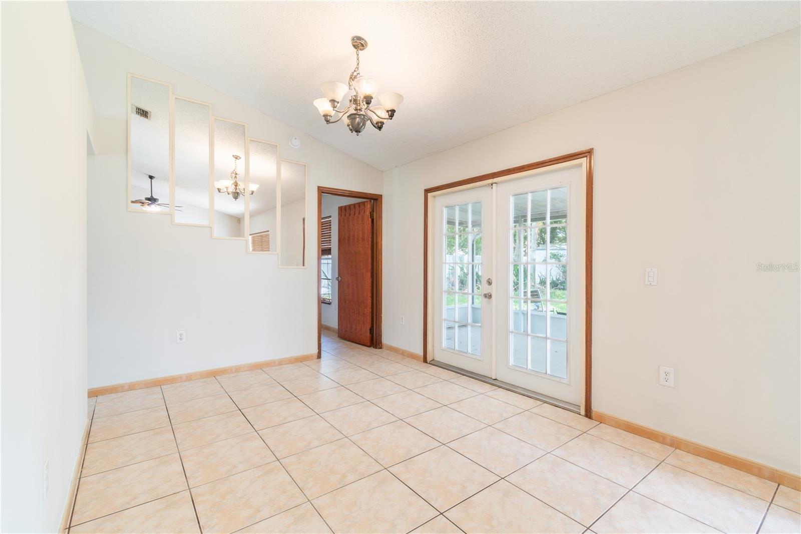 953 Wages Way Property Photo 10