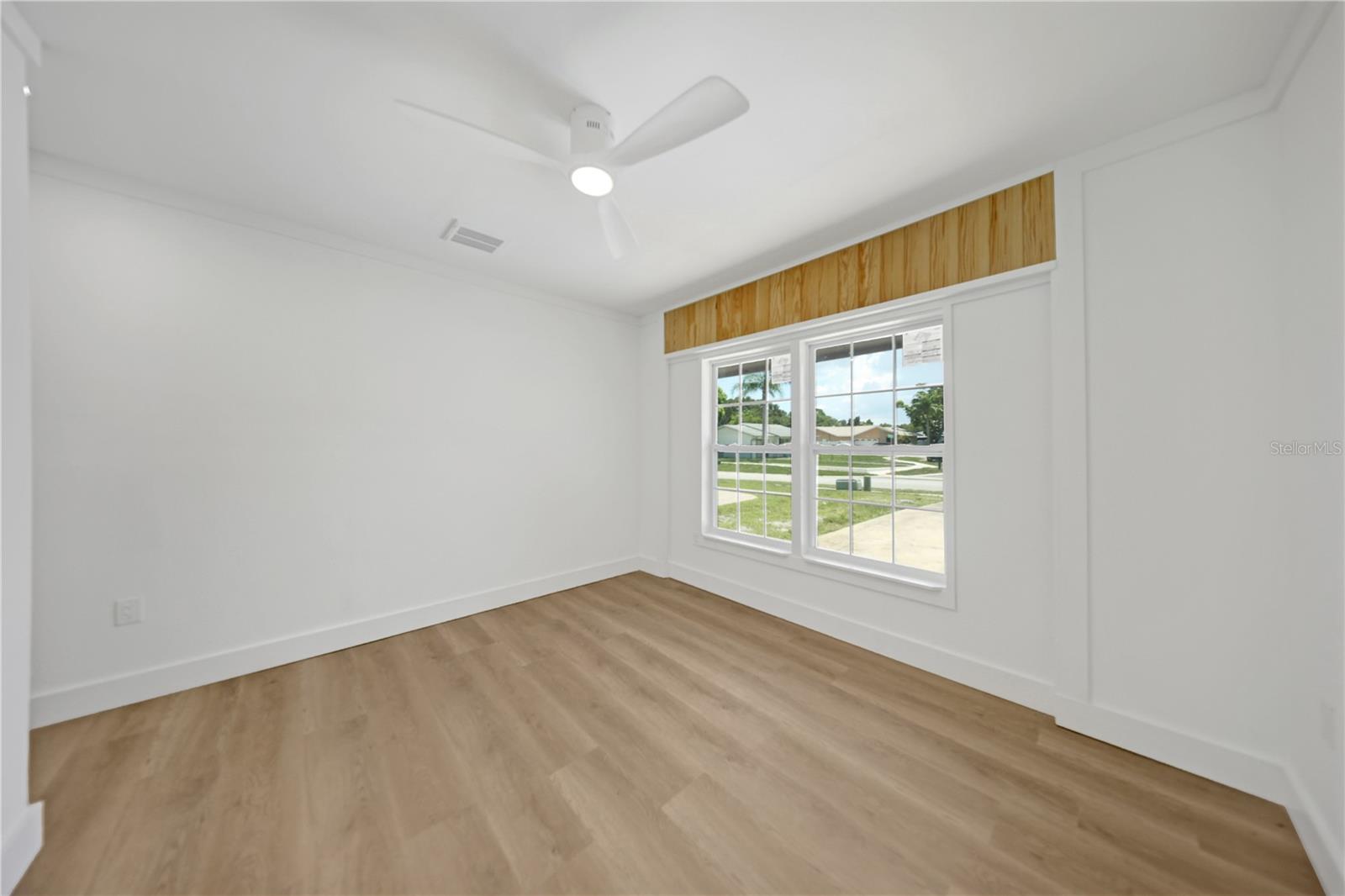 2264 Winchester Dr Property Photo 15