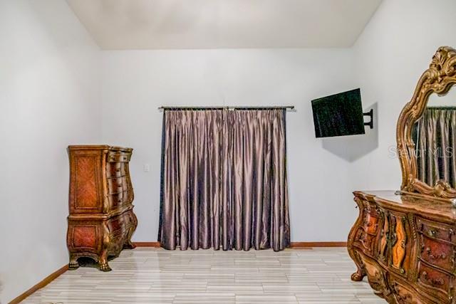 22711 State Road 44 Property Photo 6