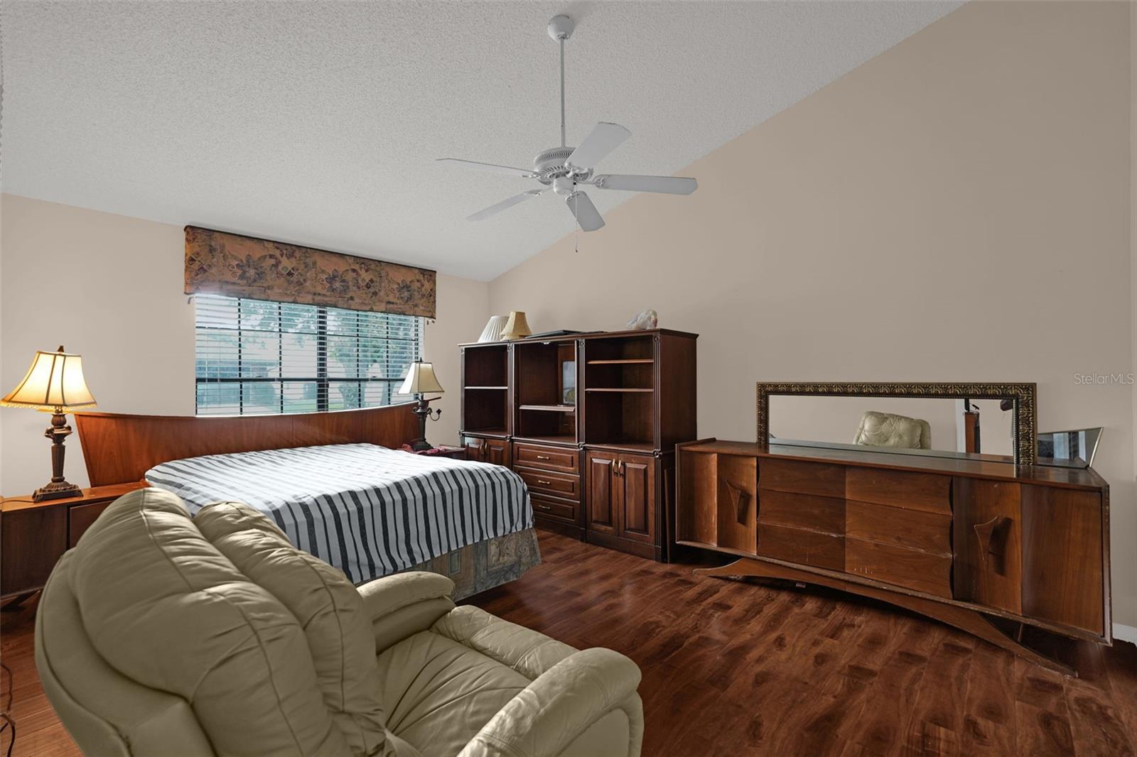 3044 Crested Cir Property Photo 24