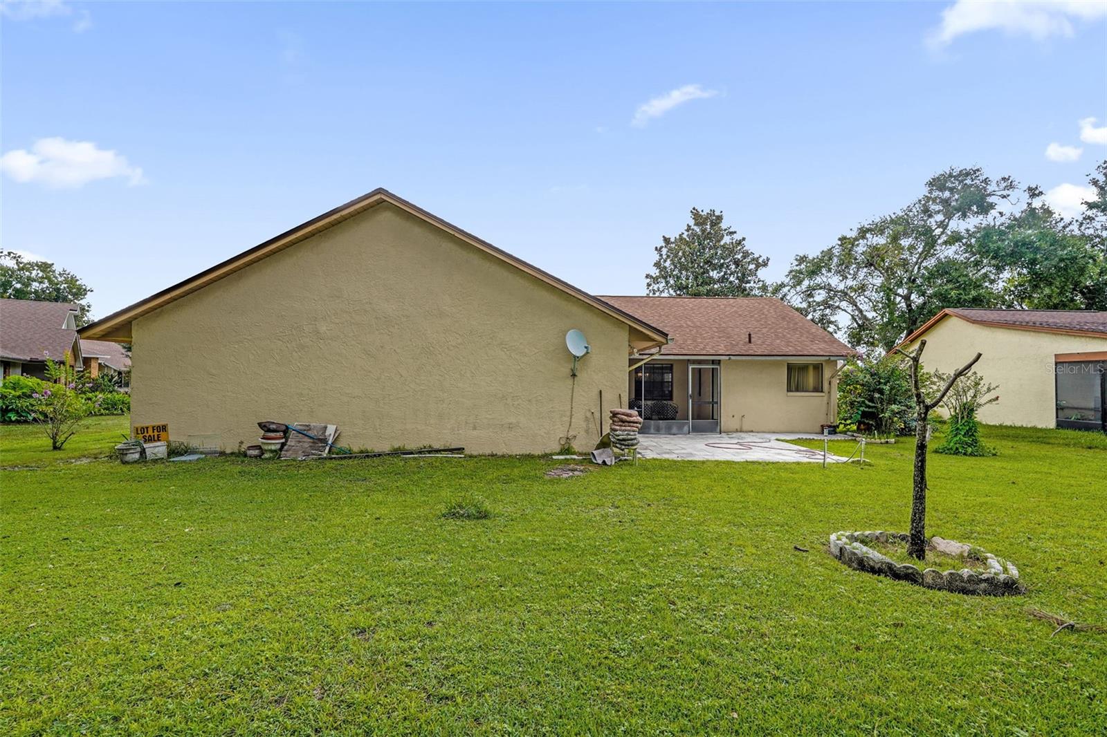 3044 Crested Cir Property Photo 34