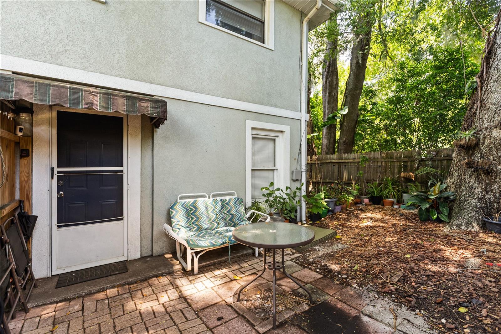1509 Woodward St Property Photo 20