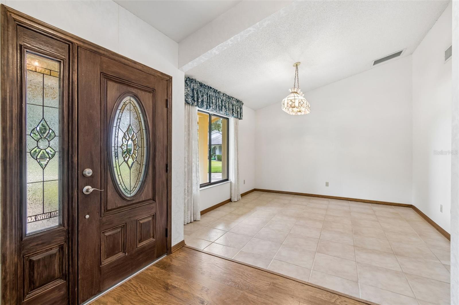 4960 Lake Gatlin Woods Ct Property Photo 5