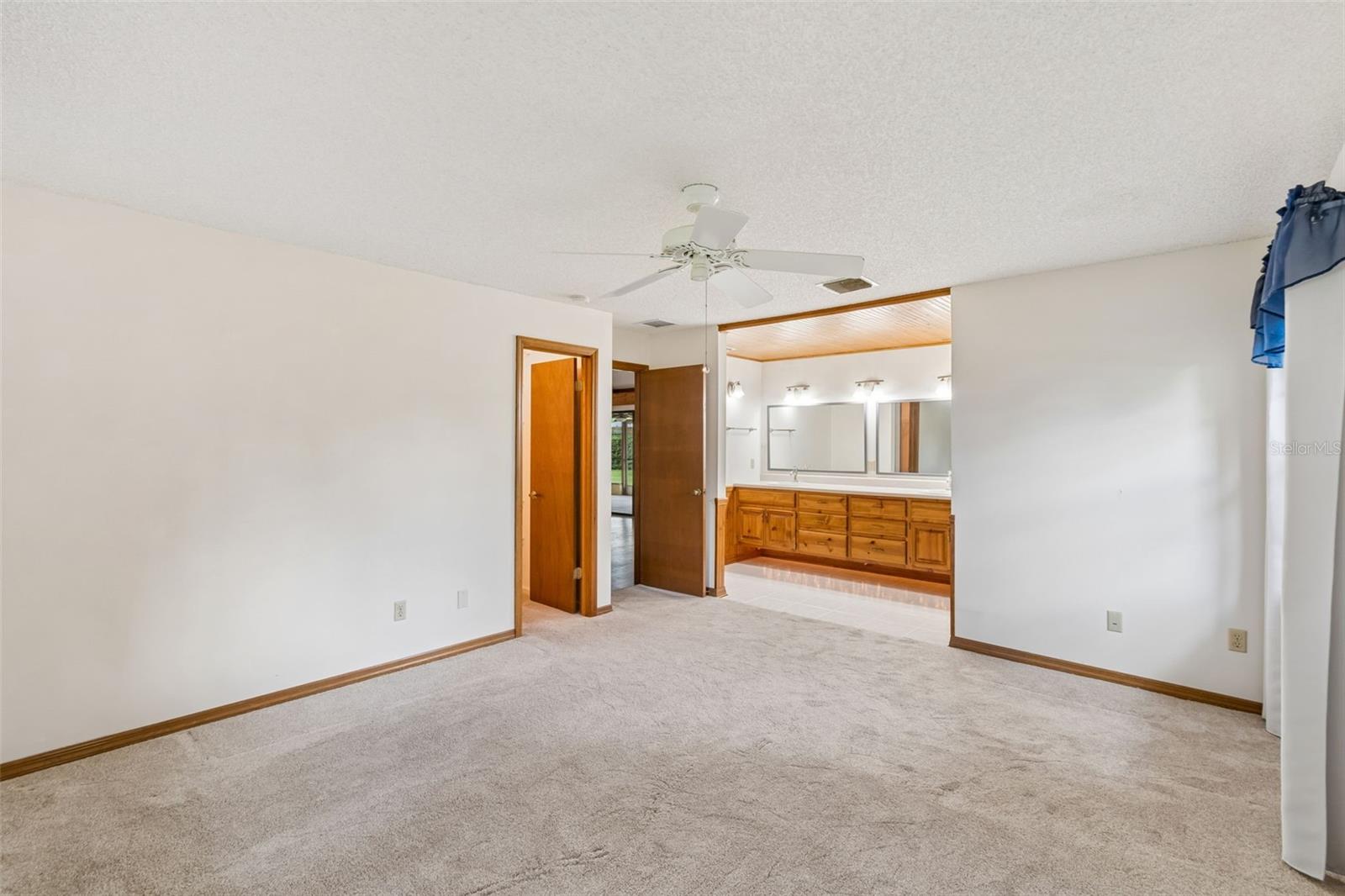 4960 Lake Gatlin Woods Ct Property Photo 24