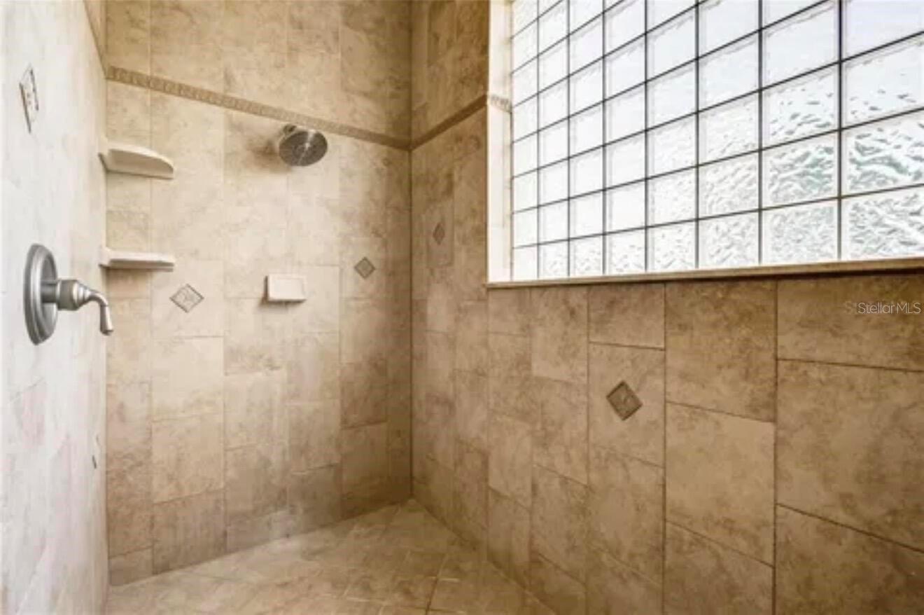 2120 Bunker View Ct Property Photo 27