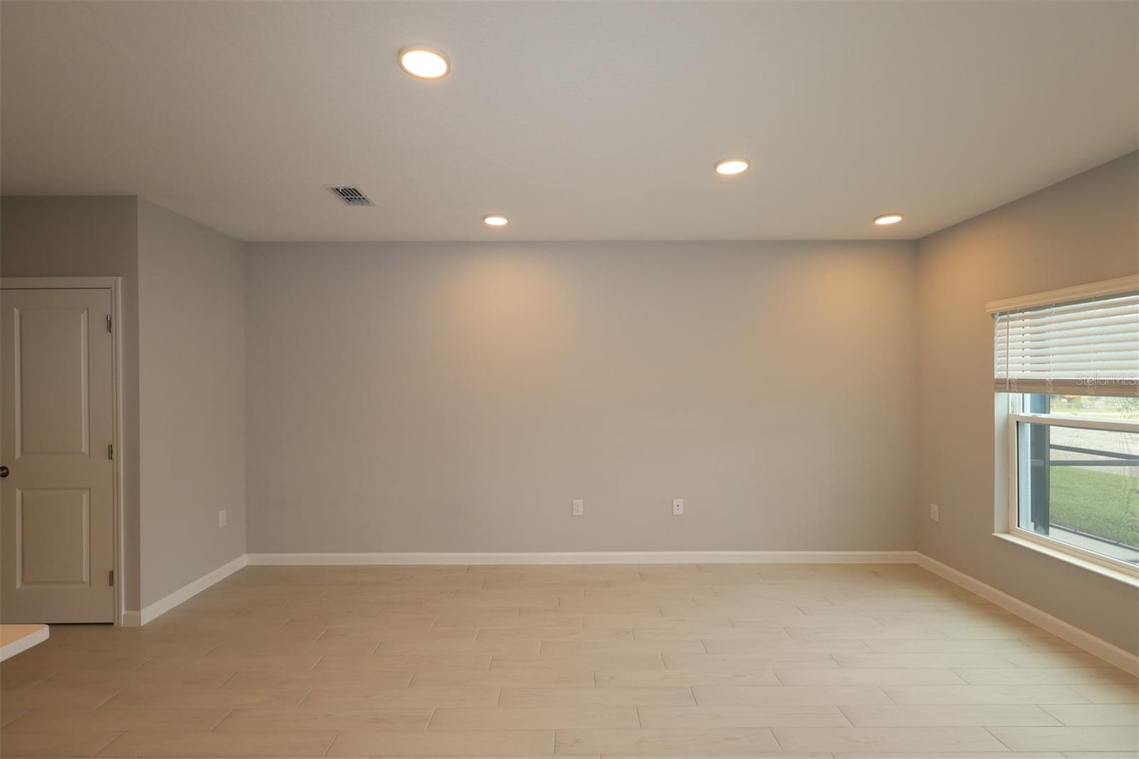 6104 Fellow Wagon Way Property Photo 10