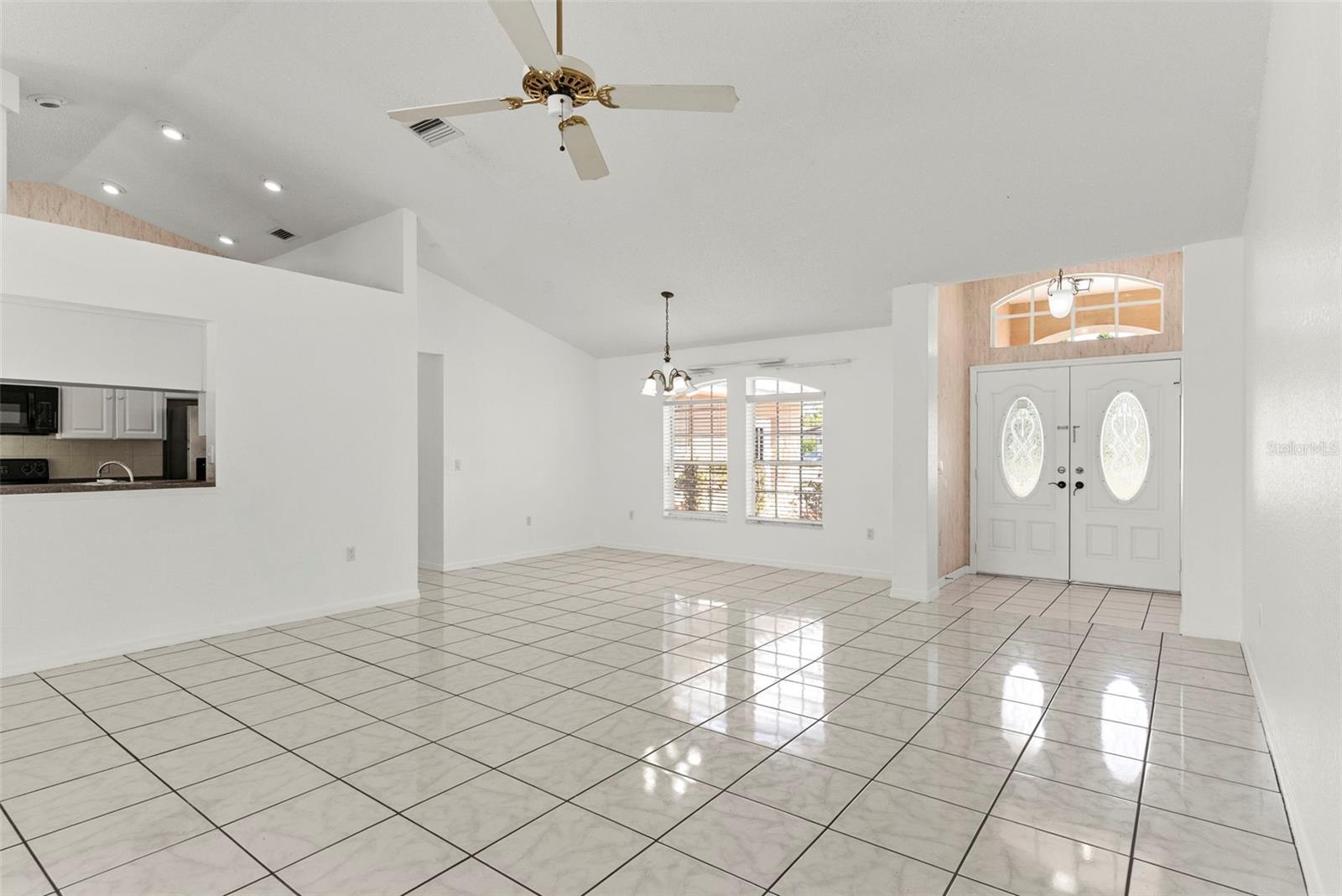 4653 Mariner Blvd Property Photo 9
