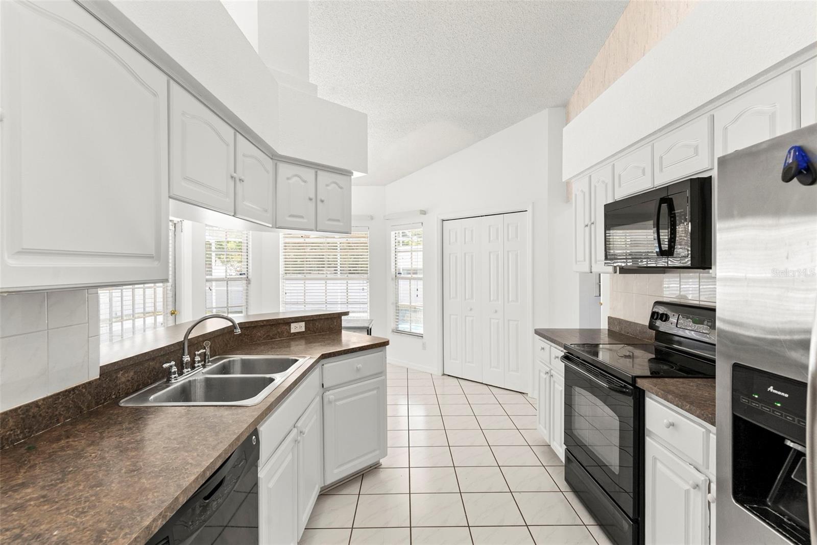 4653 Mariner Blvd Property Photo 14