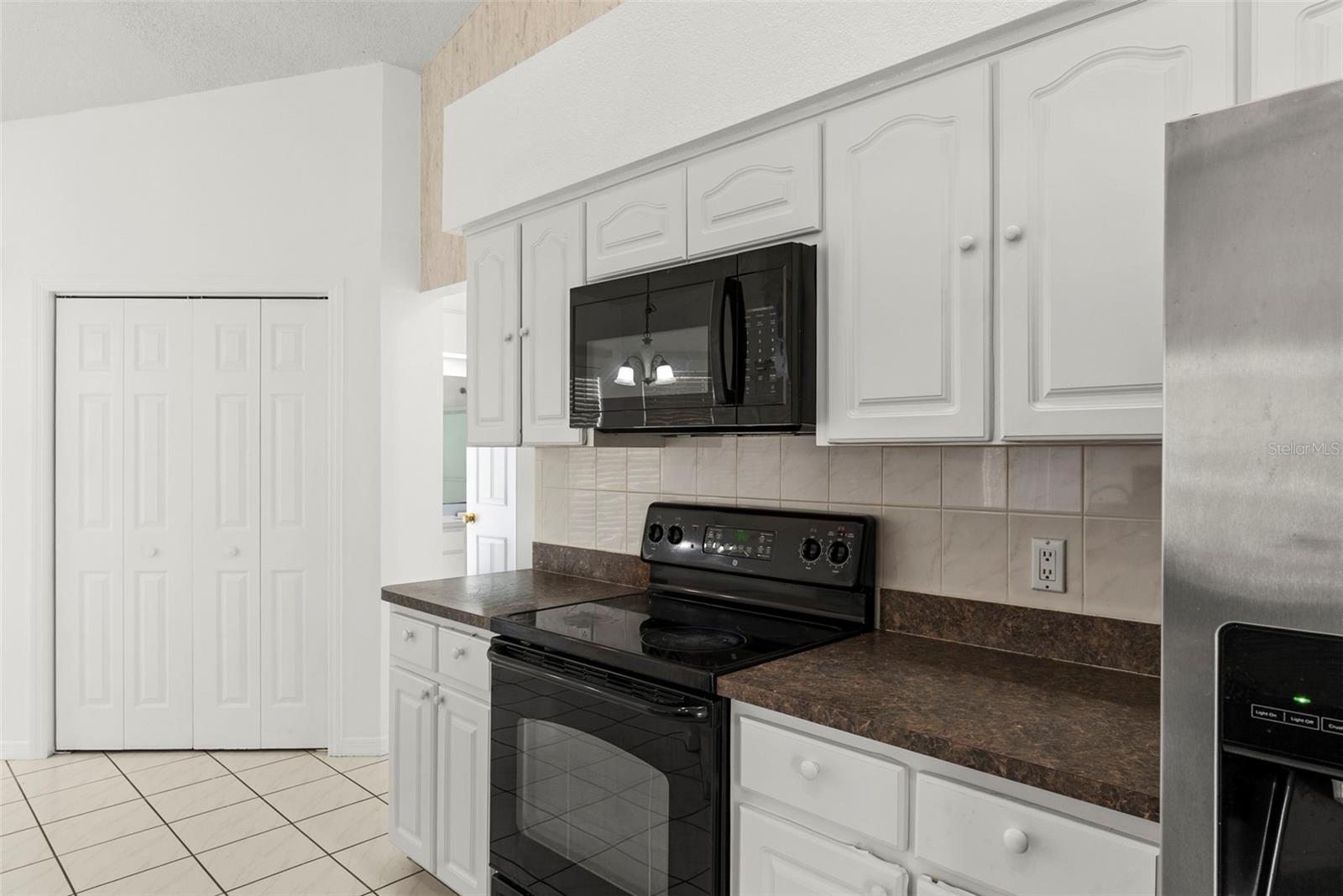 4653 Mariner Blvd Property Photo 15