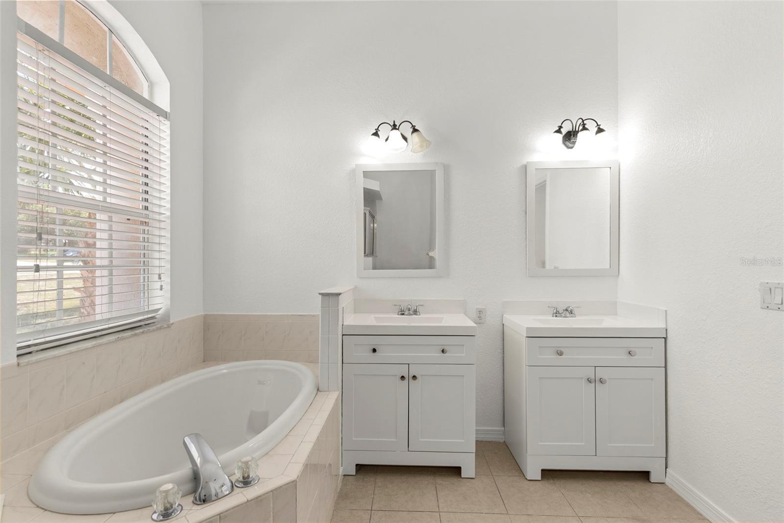 4653 Mariner Blvd Property Photo 18