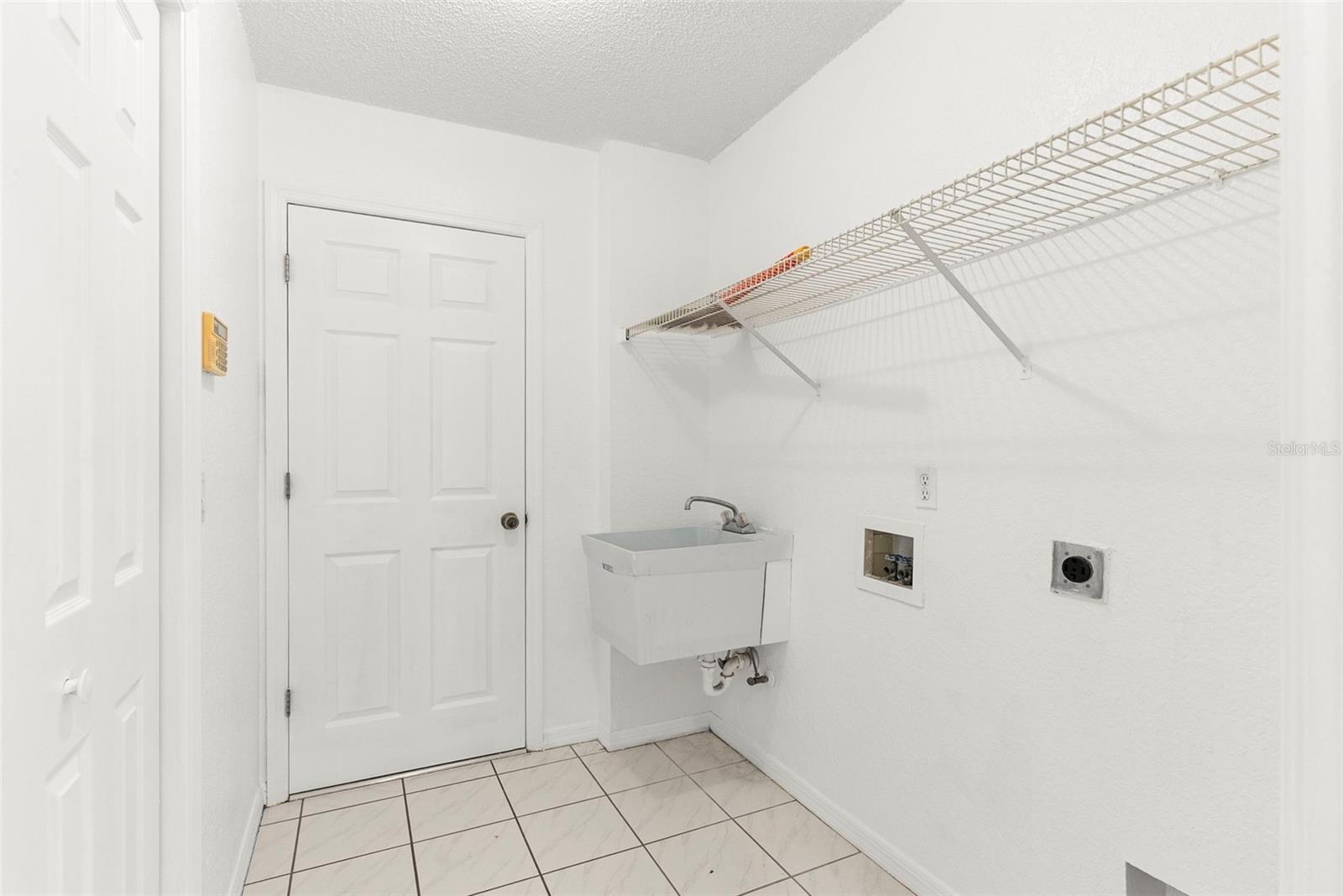 4653 Mariner Blvd Property Photo 25