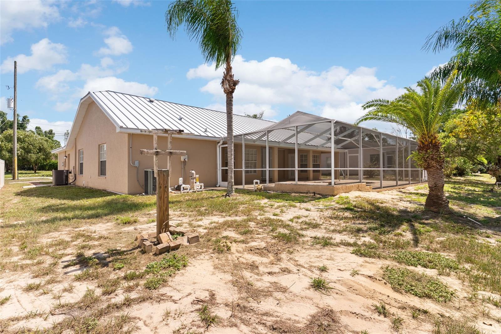 4653 Mariner Blvd Property Photo 35