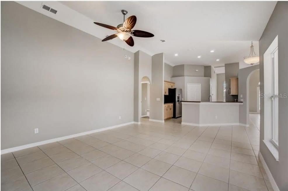 1061 Seneca Trl Property Photo 2