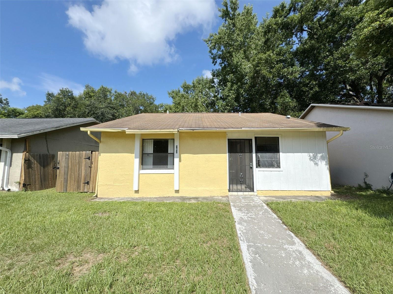 762 Kings Cove Ct Property Photo 1