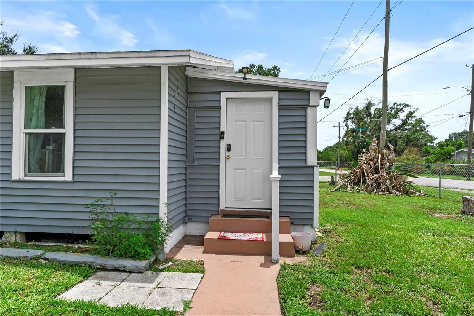 204 Pine Ave Property Photo 9